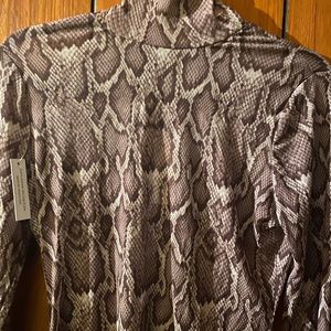 AFRM mesh snake print high neck top. Sz.XL